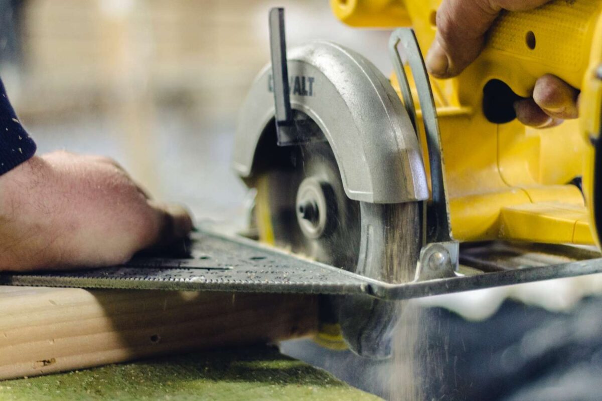 Glass cutting safety tips for DIY home projects - Get Glass