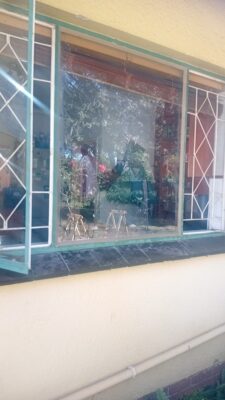 Glass replacement in residential homes and office window repairs in Johannesburg window glass replacement by GET glass
